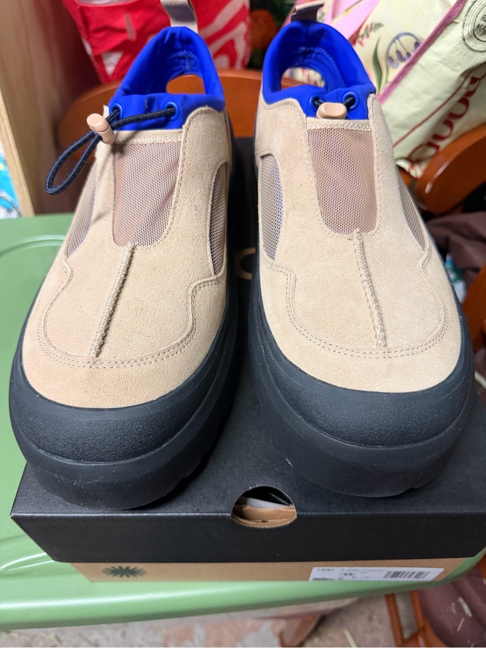 Ugg  Heritage Axiod slip on sneakers size 13